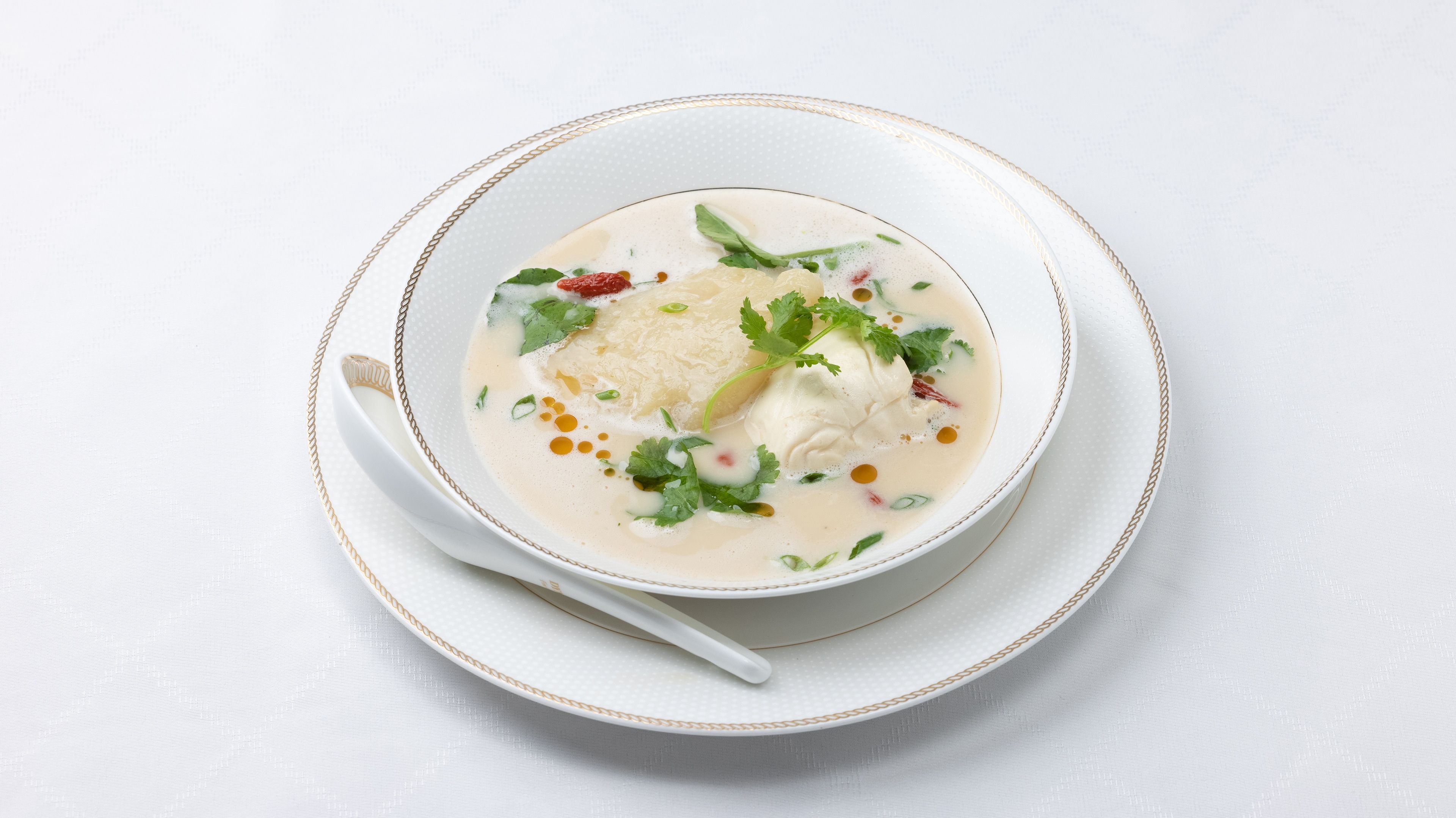 Choose Avie Life Cultivated Fish Maw in Soup